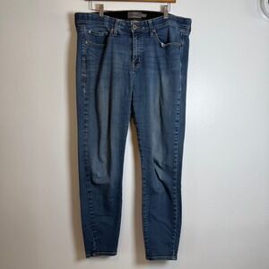 Torrid Sky High Skinny Jeans Premium Stretch Blue Wash Women's Size 18R